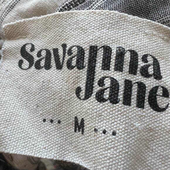 Savanna Jane Gray and White embroidered Sleeveless Graphic Tank Top boho chic - Picture 7 of 7